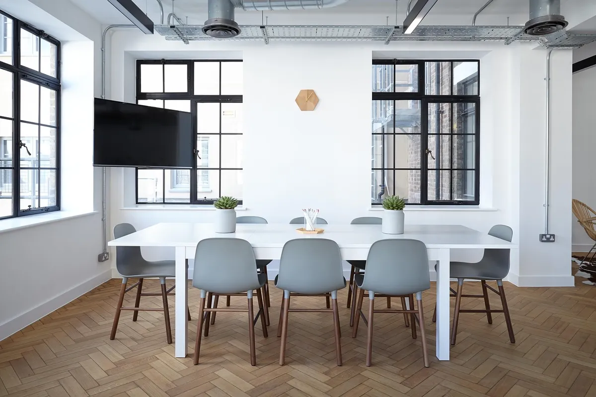 chairs, table, contemporary, furniture, indoors, interior design, office, room, spacious, windows, interior decoration, office furniture, meeting room, boardroo