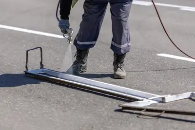 Come si definisce il ruolo del tecnico costruzione strade?