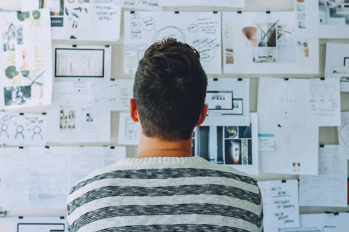 startup, whiteboard, room, indoors, adult, office, business, technology, male, corporate, design, designer, brainstorm, startup, office, business, business, bus
