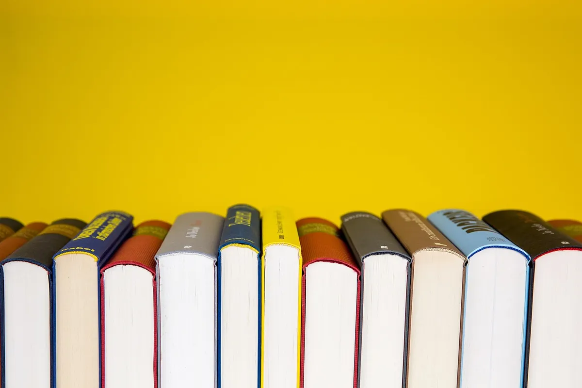 本、文学、知識、教育、学校、読書、図書館、本好き、 study、読書、テキストブック、学ぶ、研究、本積み、閉じた本、本、本、b