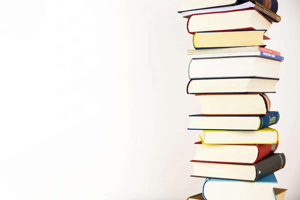 本、積み、文学、知識、教育、学校、読書、図書館、本の積み、テキストブック、読書ブック、study、読書、学ぶ、研究、本積み、cl