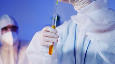 Medical Technologist: Tips for Managing High-Stakes Lab Work