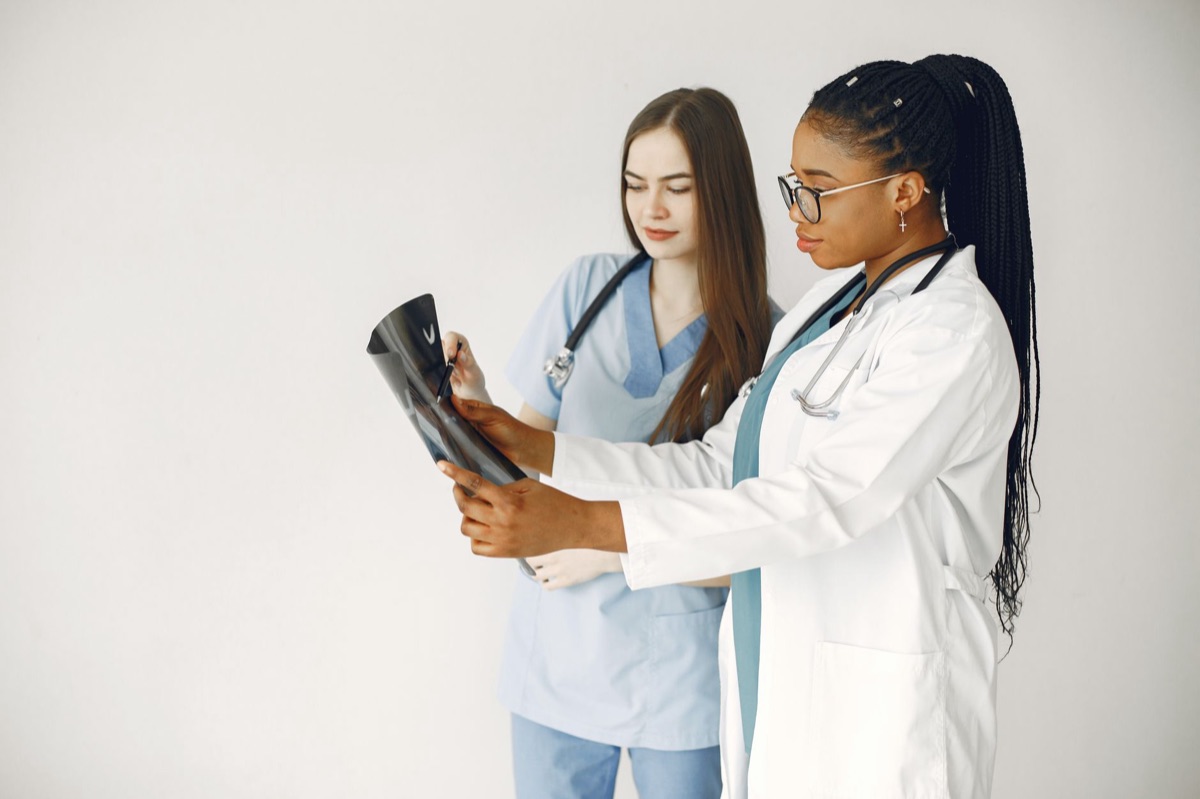 Tecnólogo Médico 80%: Guia para entender o suporte clínico g